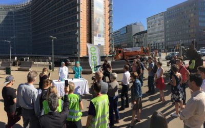 Mobilisation d’Ecolo devant la Commission européenne, symbole de la lutte contre les perturbateurs endocriniens!